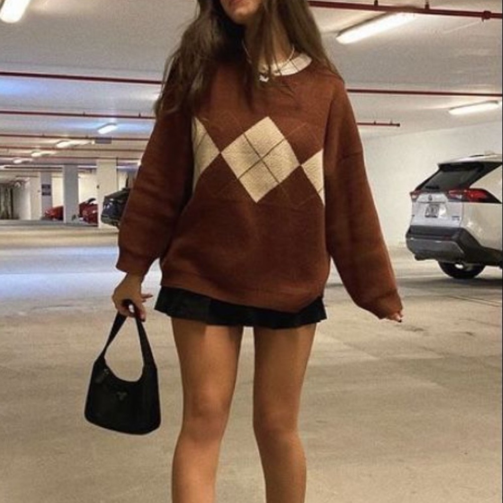 Meet your Posher, Estella